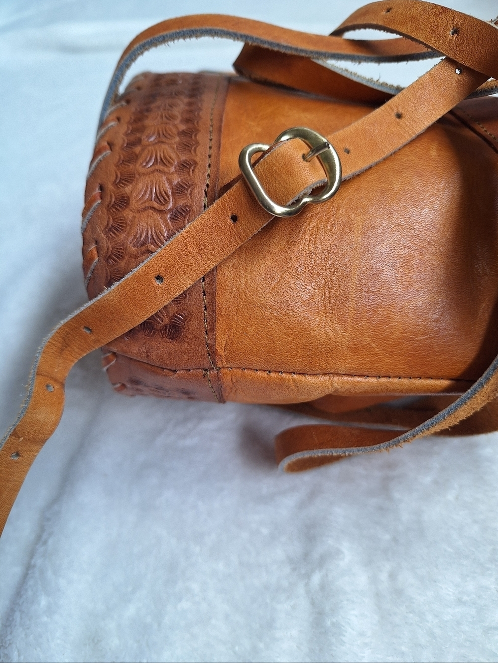 โจ VTG Nicaragua Hand Tooled Leather Mini Backpack โจ - Picture 9 of 12